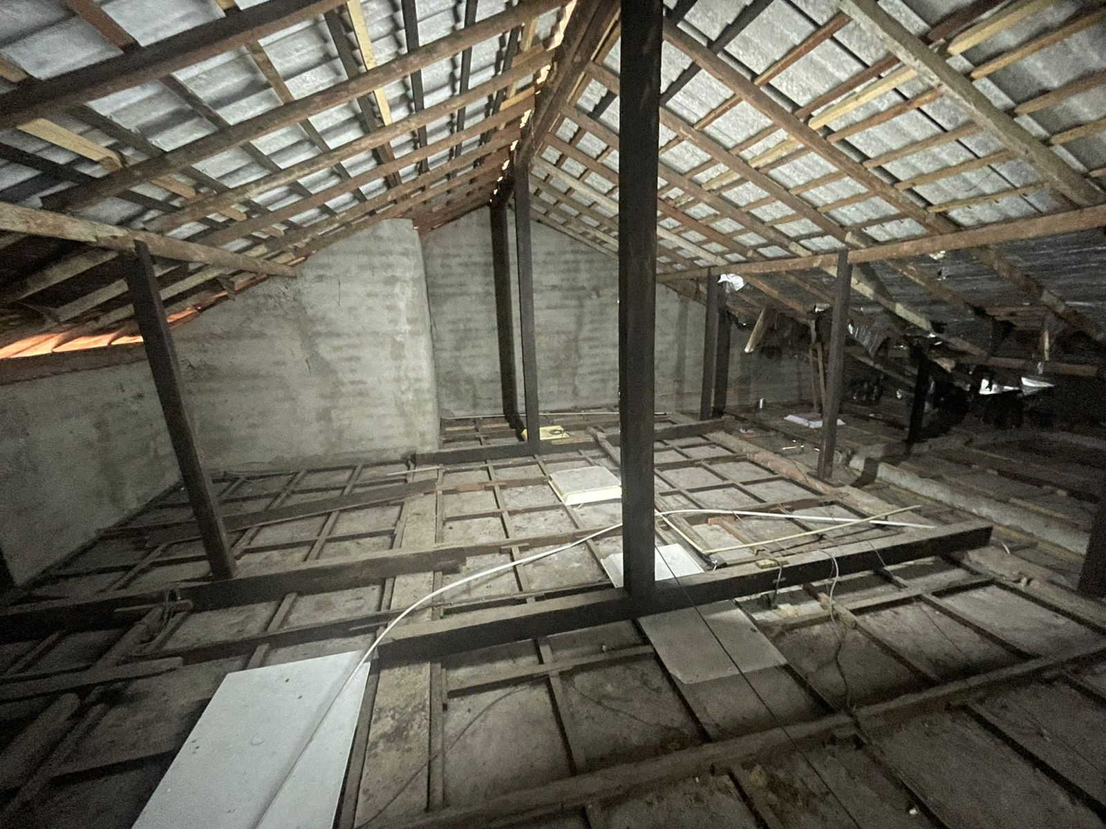 Existing house before renovation works in Ja-Ela